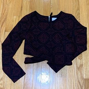 Kendall & Kylie Embroidered Long Sleeve Crop top